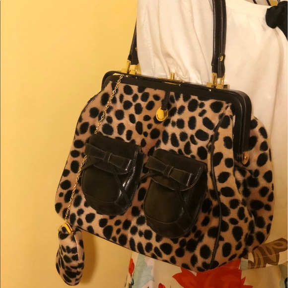NECESSARY OBJECTS Faux leopard Fur Satchel. - Picture 4 of 16